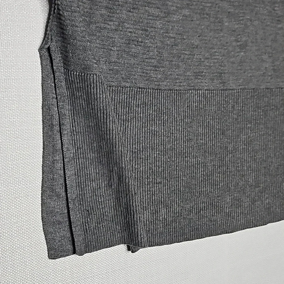 Adrienne Vittadini Size Medium Steel Gray Ribbed Tunic Turtleneck Sweater - Picture 5 of 16